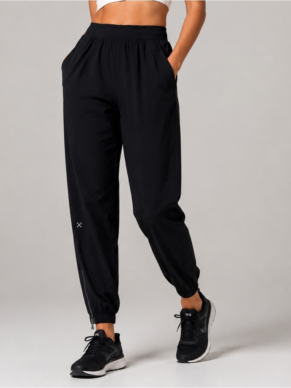 Lululemon Black Performance Jogger Pants Women’s Small 28x29 Zip Ankle Athletic